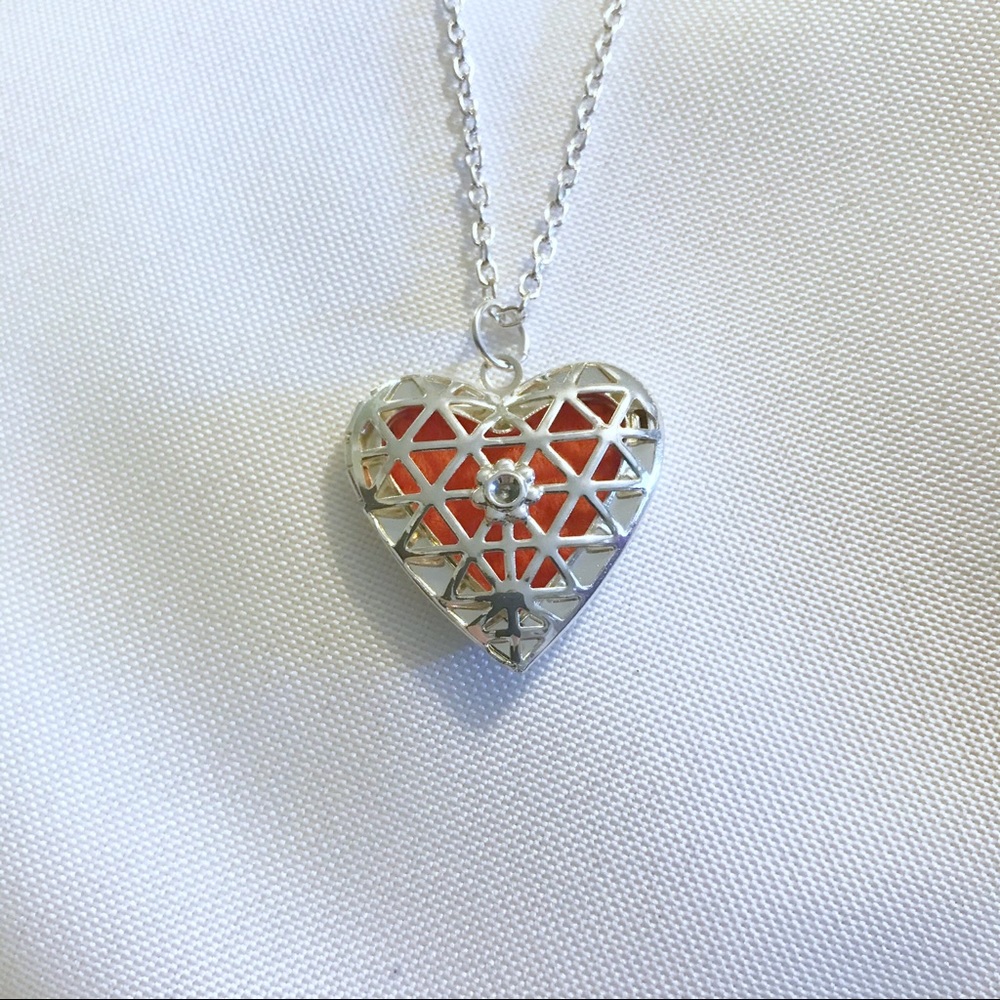 Essential Oil Heart Diffuser Necklace